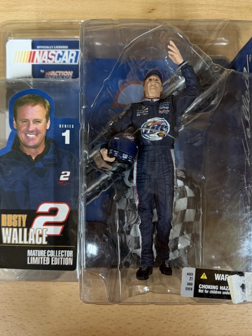 McFarlane Action Nascar Rusty Wallace Series Miller Lite 2003 Action Figure
